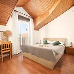 Apartment And Rooms Mrkovic Top Lokacija I Parking Vodice