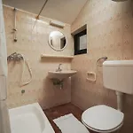 Apartment And Rooms Mrkovic Top Lokacija I Parking * Vodice