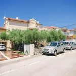 Apartamento And Mrkovic Lokacija I Parking *