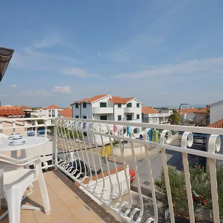 And Mrkovic Lokacija I Parking Apartman *