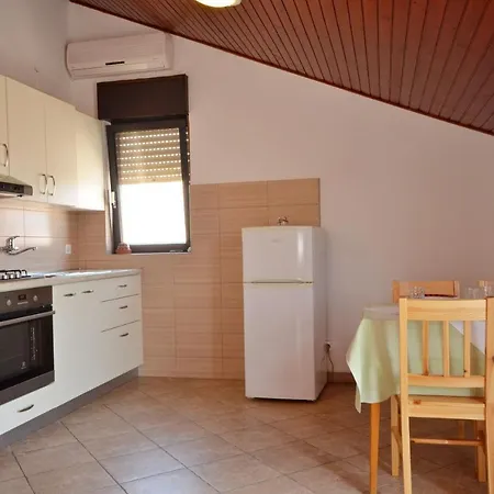 And Mrkovic * Vodice