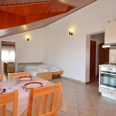 And Mrkovic Apartment *