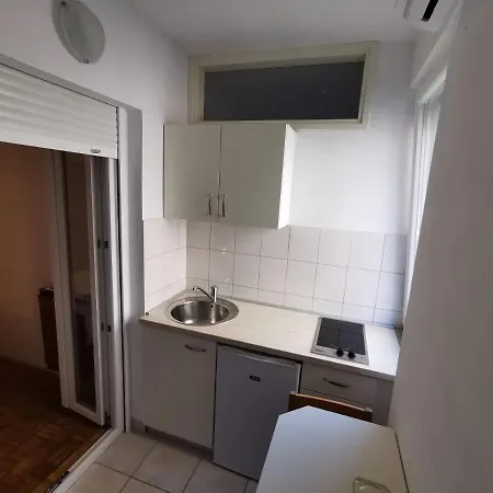 Lejlighed And Mrkovic *