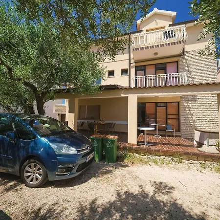 Apartment And Mrkovic