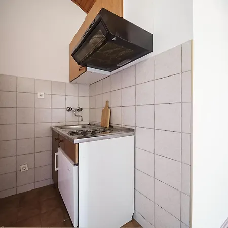 And Mrkovic * Vodice