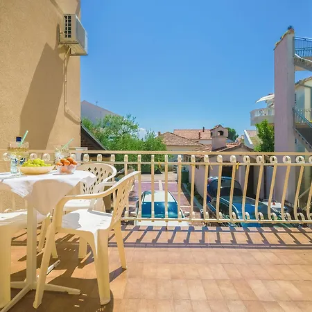 And Mrkovic Apartment