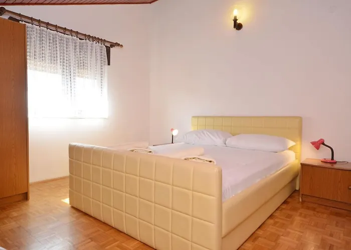 Appartement And Mrkovic