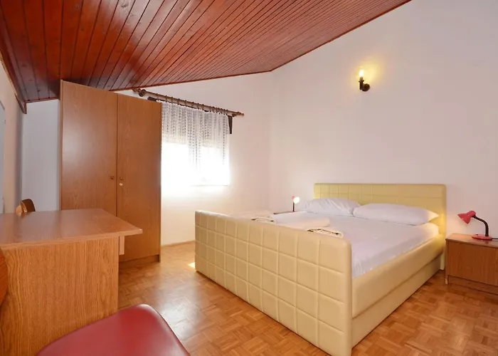 Appartement And Mrkovic