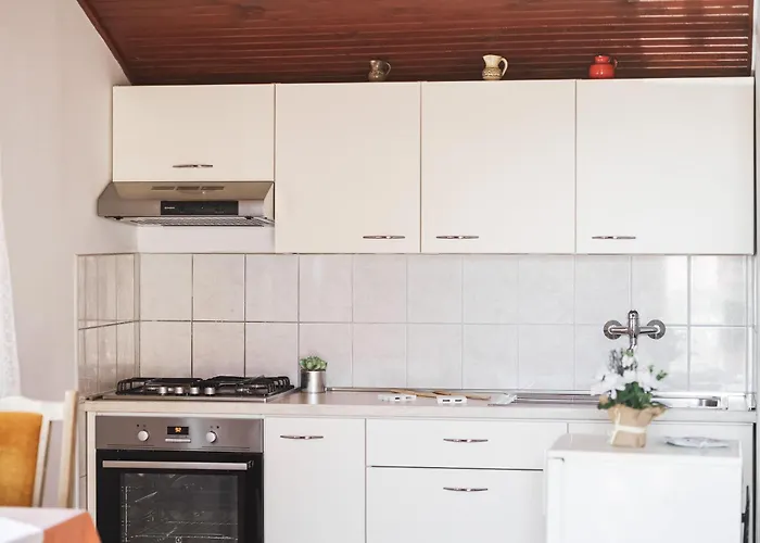 And Mrkovic- Steps To Beach&center *