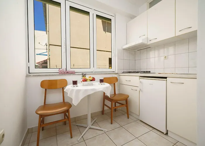 Apartman And Mrkovic- Steps To Beach&center Vodice