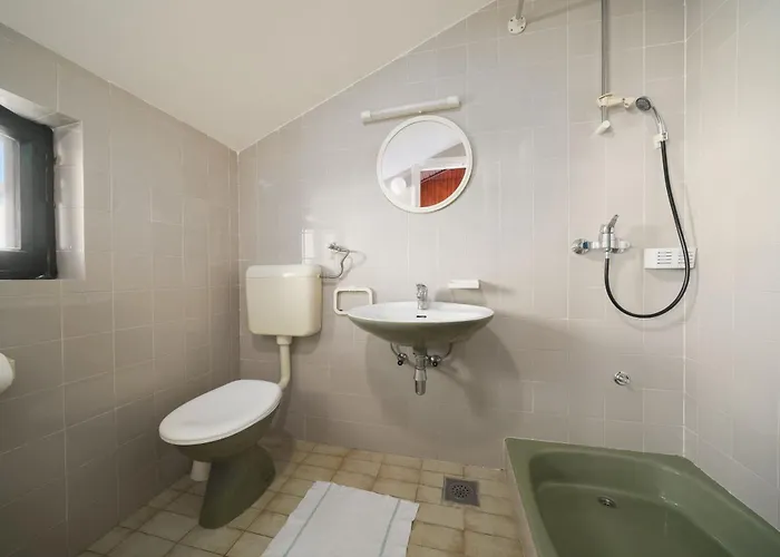 Appartement And Mrkovic