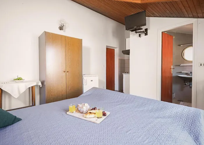 Appartement And Mrkovic *