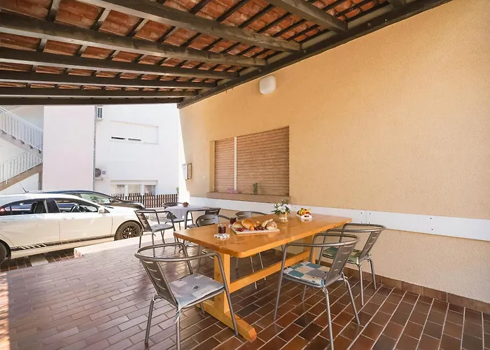 And Mrkovic- Steps To Beach&center