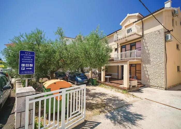 And Mrkovic- Steps To Beach&center Apartman *